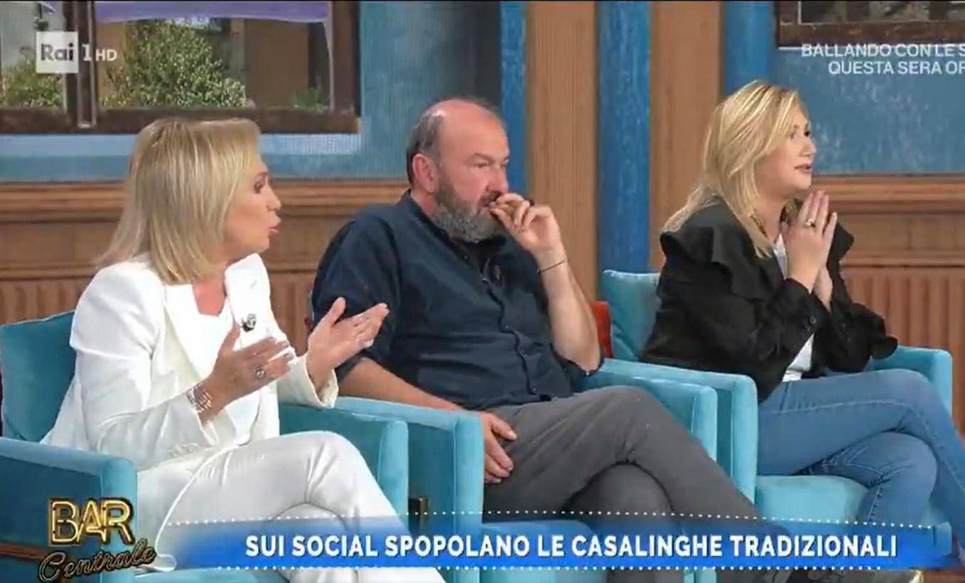 Bortone-Lambertucci, duello a Bar Centrale: "Ce l'hai con me?"