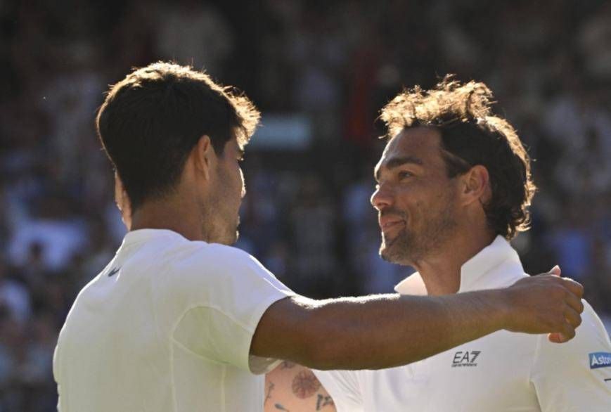 Atp Finals, Fognini incontra Alcaraz prima della finale con Sinner. E scherza su ‘Ballando con le stelle’