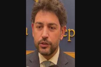 Ora legale per sempre? Parlamento al lavoro per l'addio a quella solare - Video