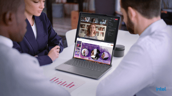 Per Natale Lenovo propone ThinkBook Plus Gen 6 Rollable, primo laptop con schermo arrotolabile