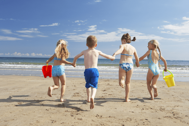 spiaggia_bambini_canva