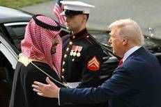 Donald Trump con Mohammed bin Salman  - (Afp)