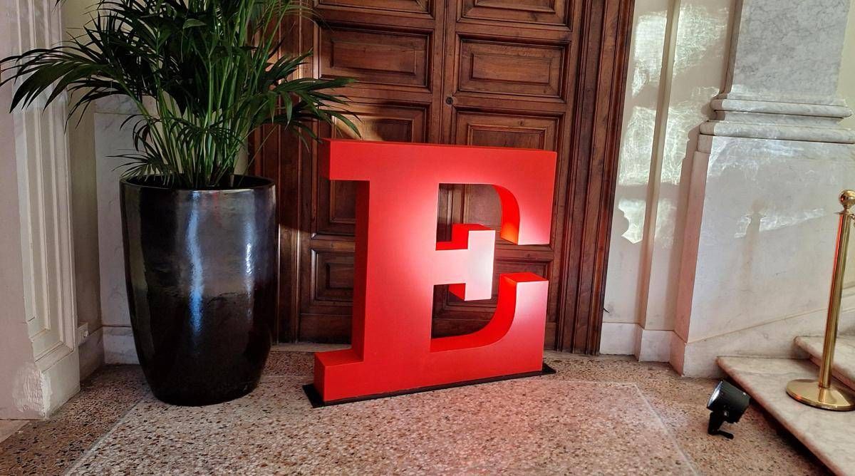 L'Espresso festeggia i 70 anni