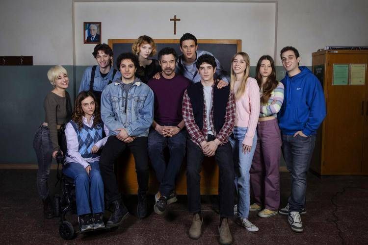 un_professore image Un professore 3, il cast