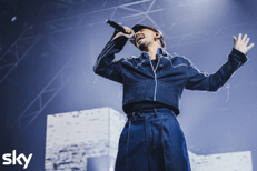 Viscardi - X Factor, Sky