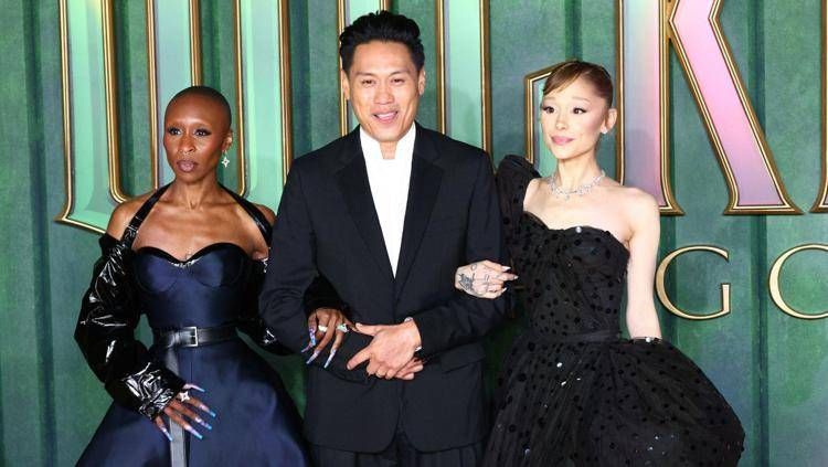 da sinistra: Cynthia Erivo, Jon M. Chu e Ariana Grande - (Ipa)