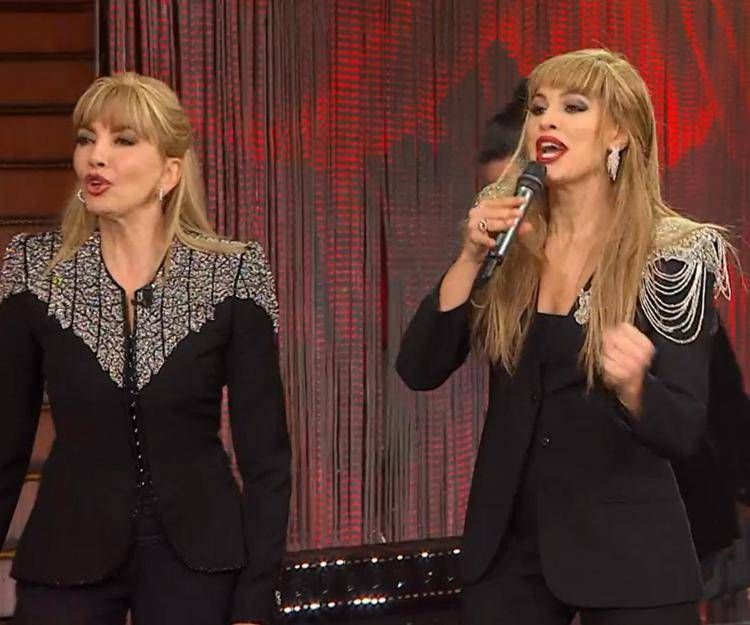 Milly Carlucci e Giulia Vecchio - Ballando con le stelle