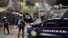 Carabinieri in azione in via dei Gordiani