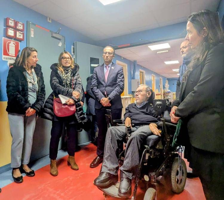 a_dx_ministro_a._locatelli_al_centro_presidente_nemo_m.rasconi_a_sx_ministro_a._torosyan_estrema_sinistra_direttore_sociosanitario_nigaurda_l.zoppini image Sanità, l