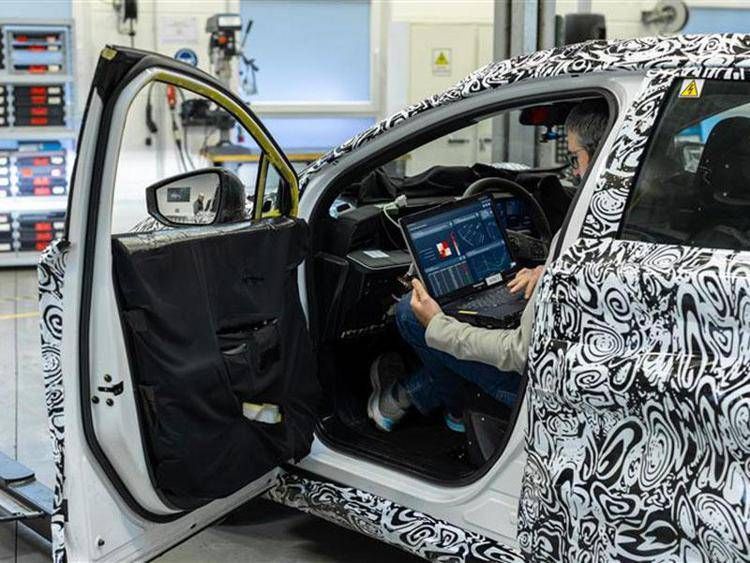 Nissan e Monolith: l’IA accelera lo sviluppo dei futuri veicoli