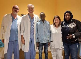 Storia di Lamine, 14enne del Senegal salvato dall'amputazione a Como