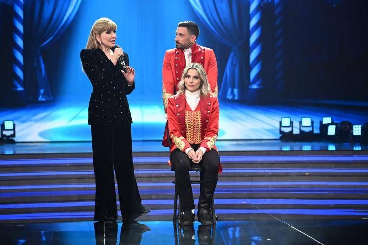 Francesca Fialdini, Giovanni Pernice e Milly Carlucci - fotogramma/ipa