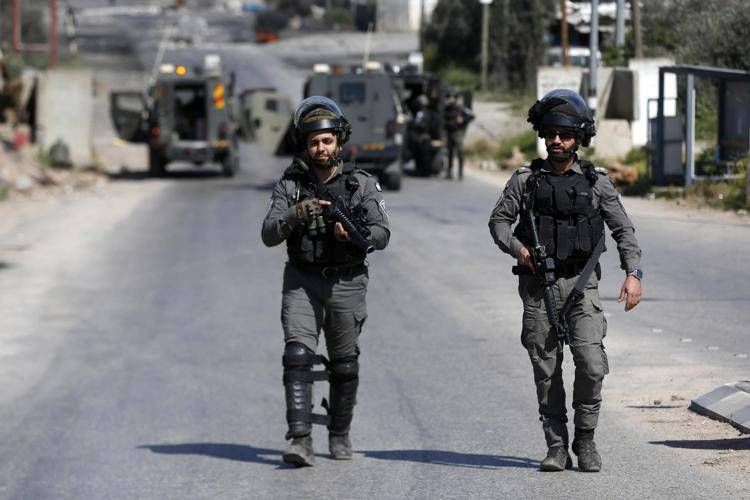israele_polizia_cisgiordania_fg image Operazione antiterrorismo, delegazione Pd bloccata in Cisgiordania