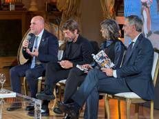 Libri, presentato a Roma 'Il Paese delle tradizioni' di Beppe Convertini