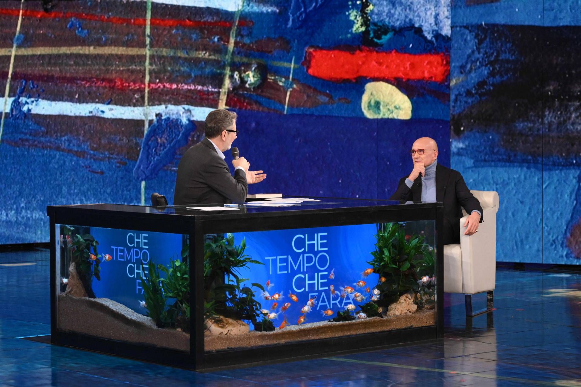 Alonso Signorini a Che tempo che fa: "Ho fatto coming out con il cardinal Martini"