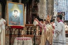 Messa di ringraziamento per la canonizzazione di Carlo Acutis presso il duomo di Milano. Nella foto l'arcivescovo di Milano monsignor Mario Delpini (Ipa)