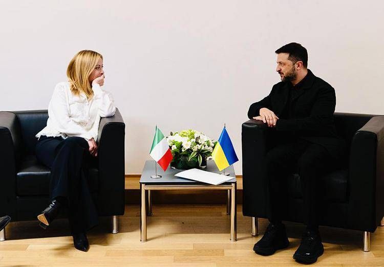 Giorgia Meloni e Volodymyr Zelensky - (Foto dal sito del governo)