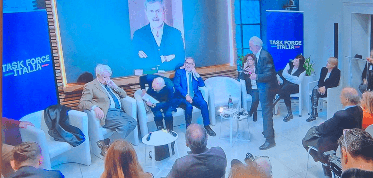 Alemanno a Rebibbia, il suo avatar alla presentazione del libro sull'emergenza carceri