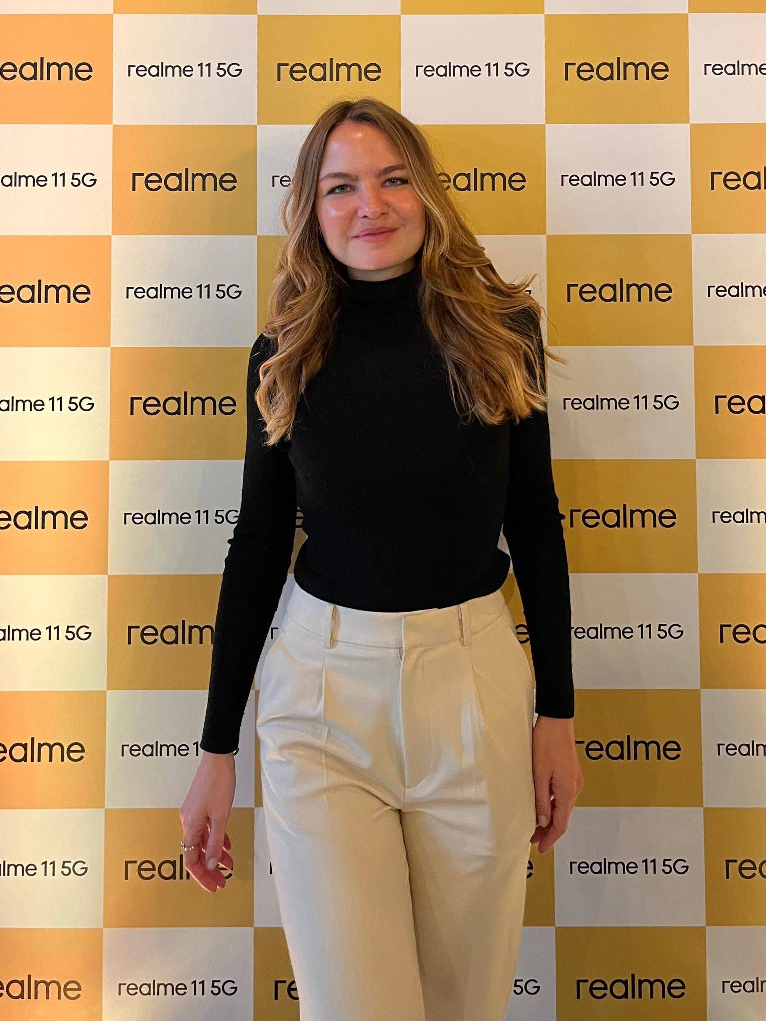 angelica realme comm