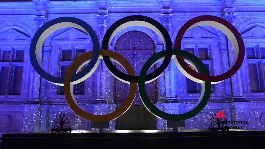 La Fiamma Olimpica illumina lo Stadio dei Marmi durante il COCA-COLA MUSIC FEST