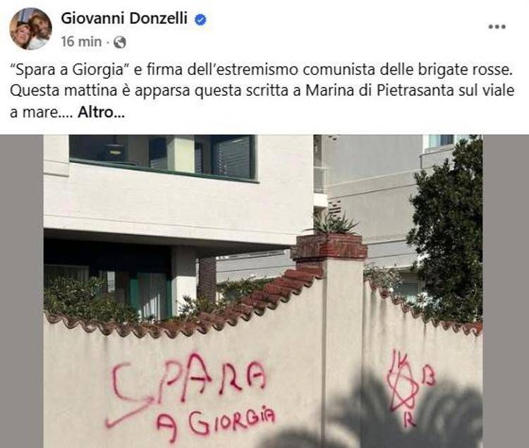 post_7dicembre image Donzelli pubblica foto scritta su muro: