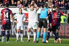 Una fase di Cagliari-Roma