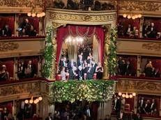 Prima della Scala, applauso alla senatrice a vita Liliana Segre sul palco reale - Adnkronos