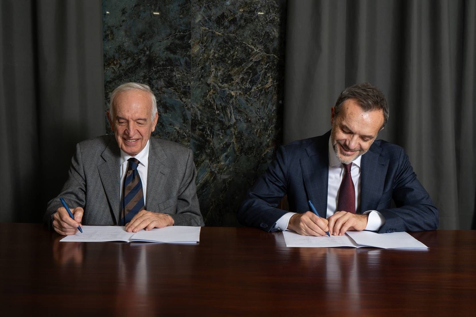 firma accordo fibercop e microsoft italia sarmi ed esposito