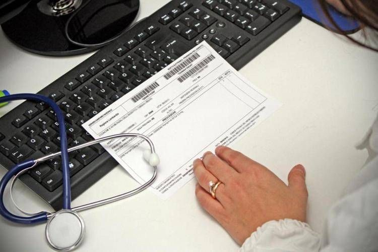 medico_famiglia_ricetta_fg-2 image Medico di famiglia - (Fotogramma/Ipa)