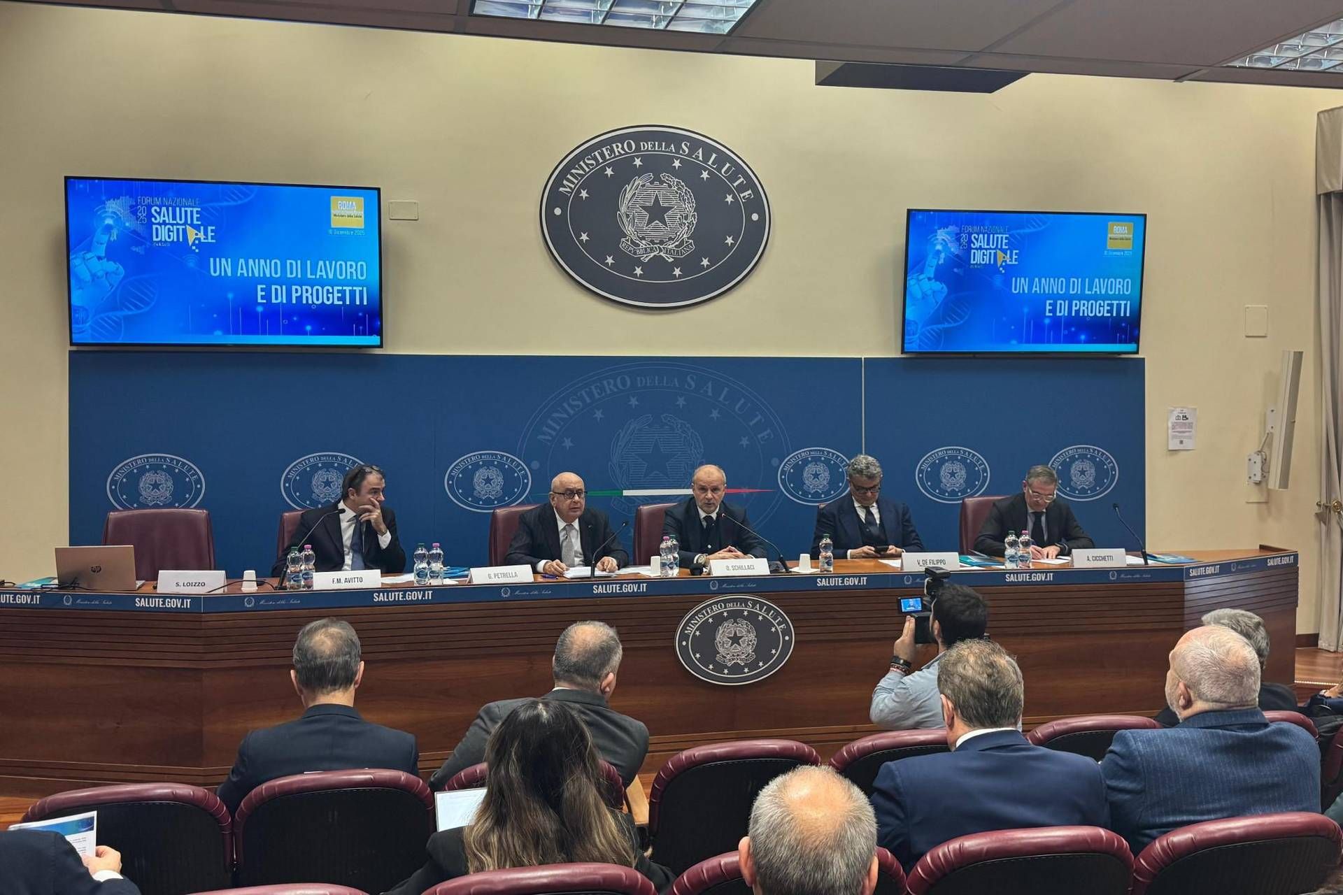 Sanità, indagine Fonsad: 'digitale in ritardo, operatori favorevoli ma senza formazione e strumenti'