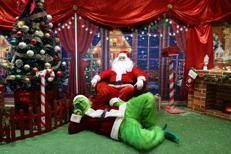 Partinico, la Casa di Babbo Natale l'anno scorso ha ospitato il Grinch (Ipa)