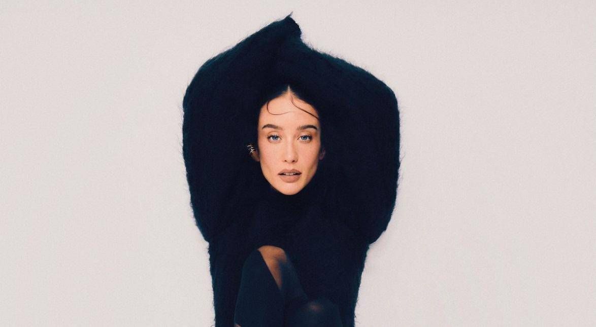 La star de 'La casa di carta' Maria Pedraza: "Sogno di lavorare con Sorrentino e Guadagnino"