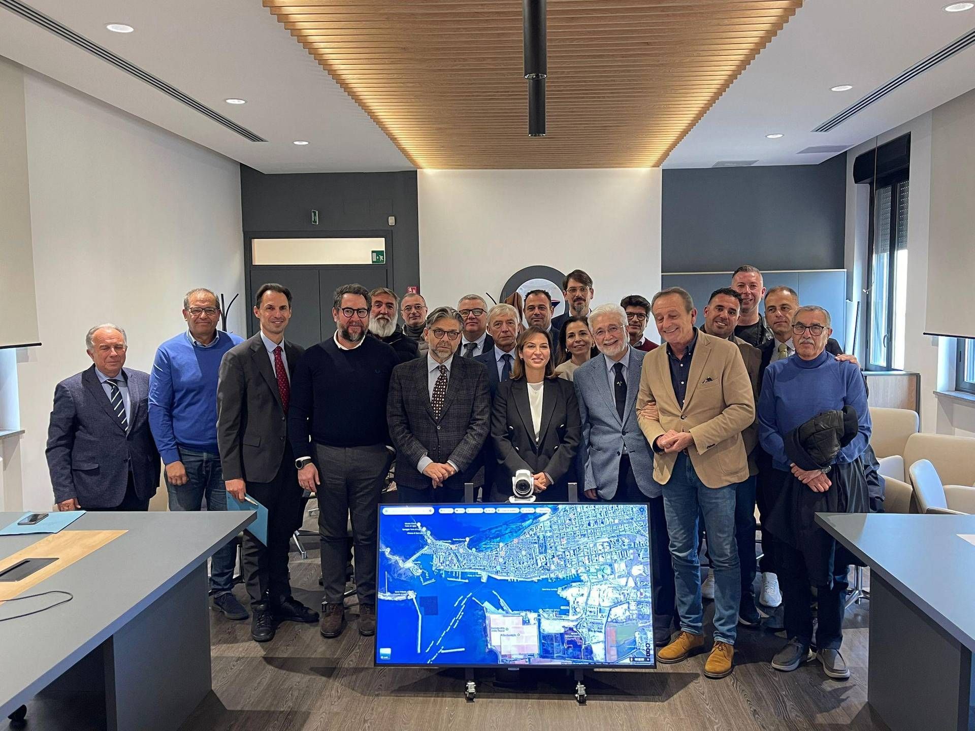 Limanlar, Batı Sicilya'daki ADSP deniz komiseri Trapani belediye başkanıyla buluştu