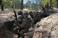 Soldati in Ucraina (Afp)