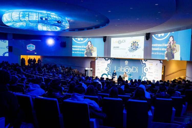 whatsapp_image_2025-12-06_at_16.00.59 image Acli, torna LaborDì, orientamento per 1.600 giovani