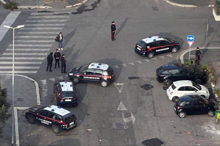 Ostia, l'arresto in piazza Gasparri