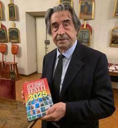 Il Libro dei Fatti in dono al maestro Muti