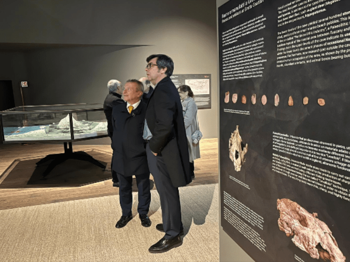 grotta guattari 8 comm