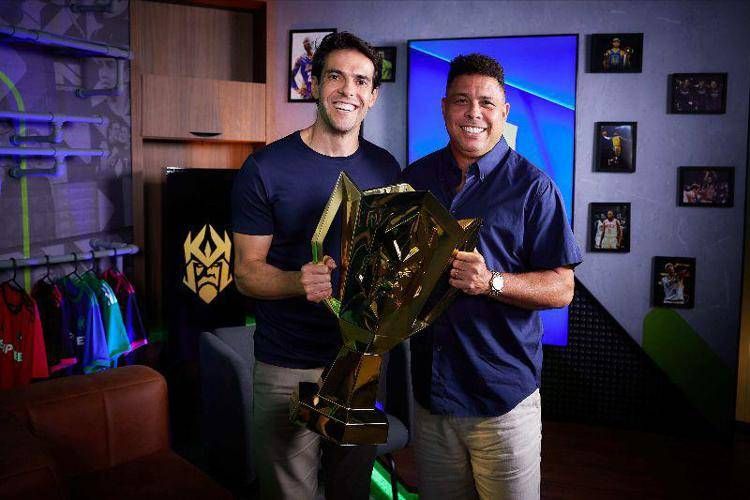 ronaldo_e_kaka image Ronaldo e Kakà con la coppa