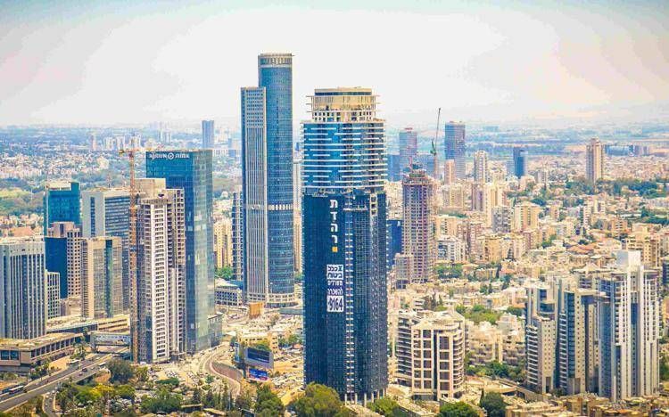 view_of_diamond_exchange_center_from_azrieli_center image I grattacieli di Tel Aviv - Wikimedia