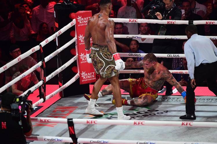 Jake Paul al tappeto