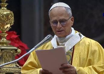 Il Papa durante la messa di Natale