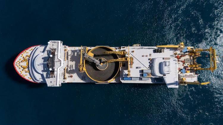 Tyrrhenian Link, Terna stabilisce un nuovo record mondiale nella posa di cavi elettrici sottomarini