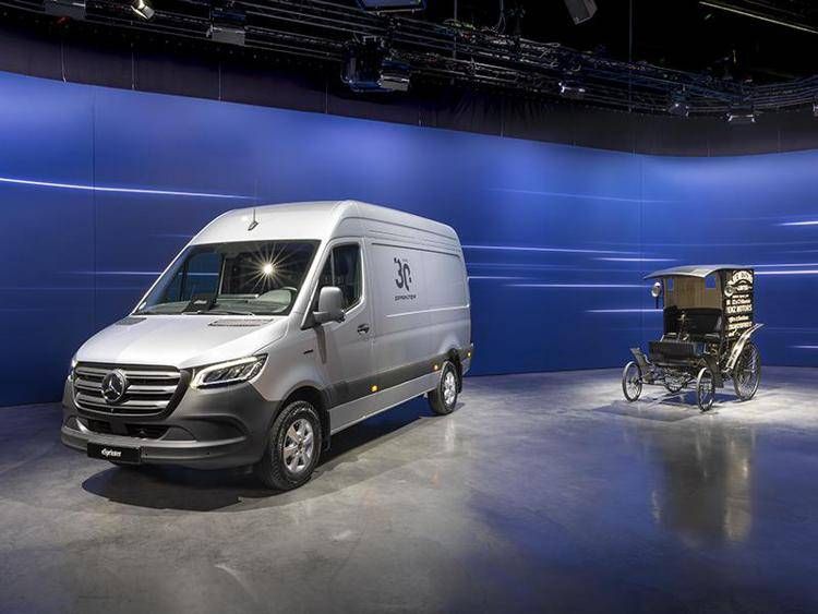 Mercedes-Benz Vans Italia: mid-size e BEV trainano il 2025