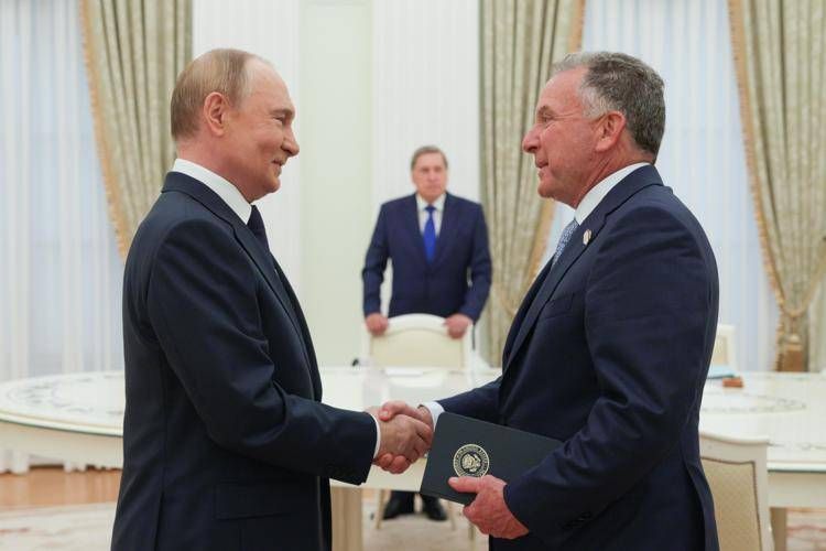 Vladimir Putin e Steve Witkoff 