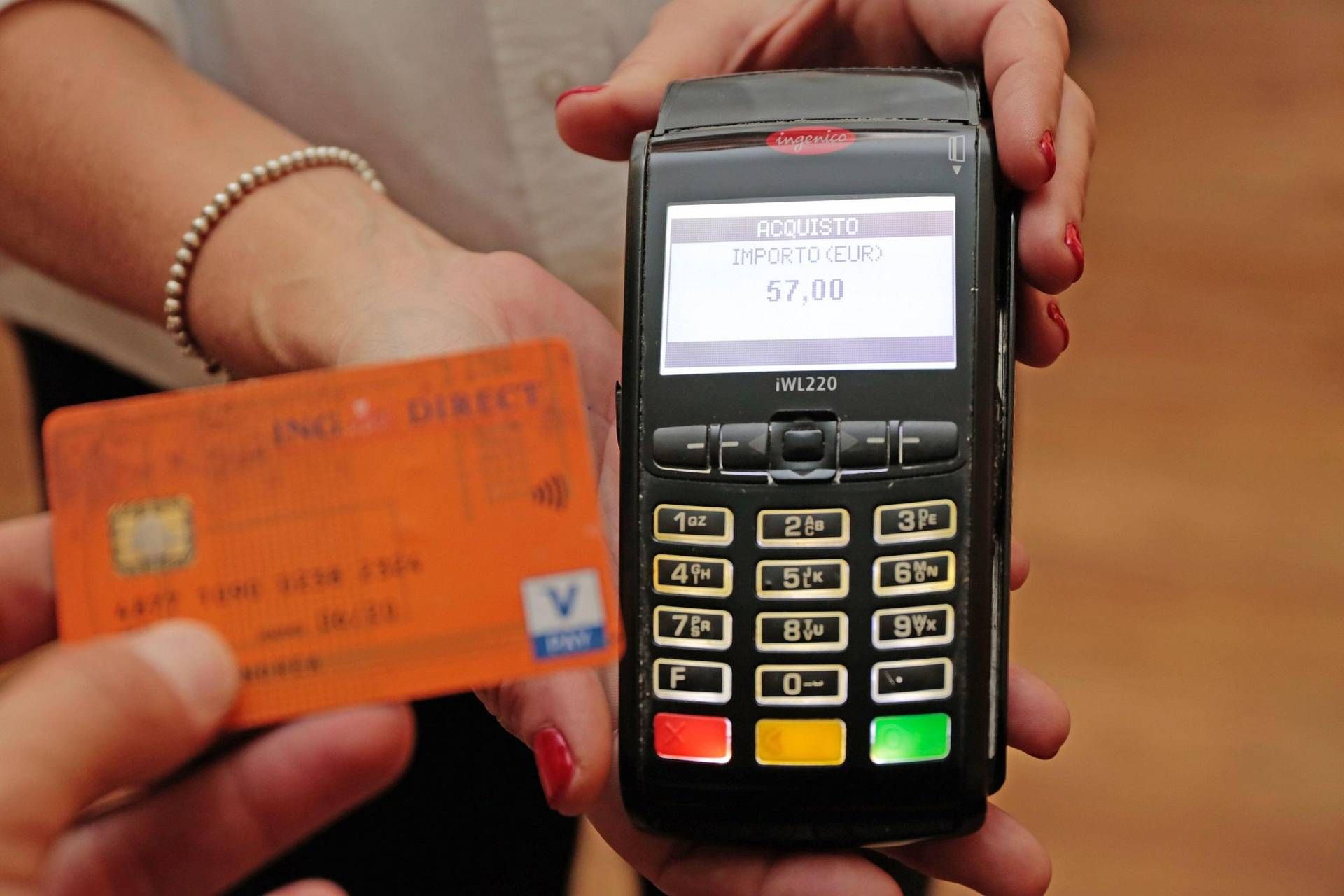 Pos e scontrini fiscali collegati dal 2026, cosa significa e come si fa