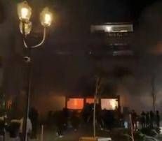 Il bar svizzero a fuoco