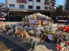 Commemorazione a Crans-Montana (Foto Adnkronos)