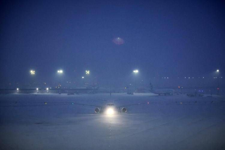 Voli cancellati all'aeroporto di Parigi per la neve - (Afp)