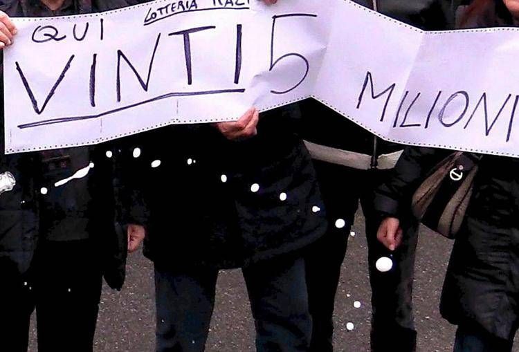 lotteria_striscione image Lotteria Italia, i consigli del commercialista ai fortunati vincitori